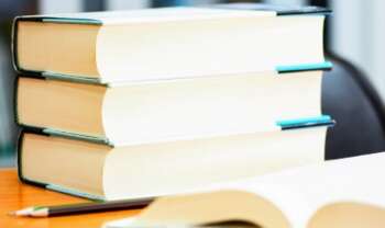 Что означает ISSN и ISBN на журналах и книгах